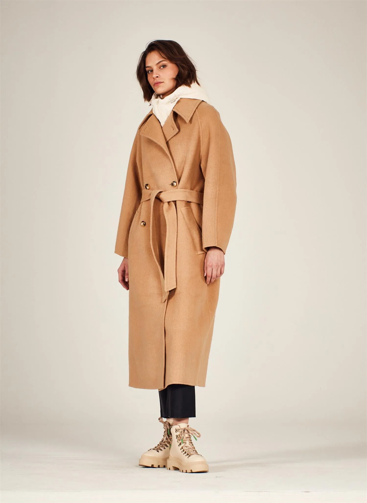 ANNABELLE WOOL COAT