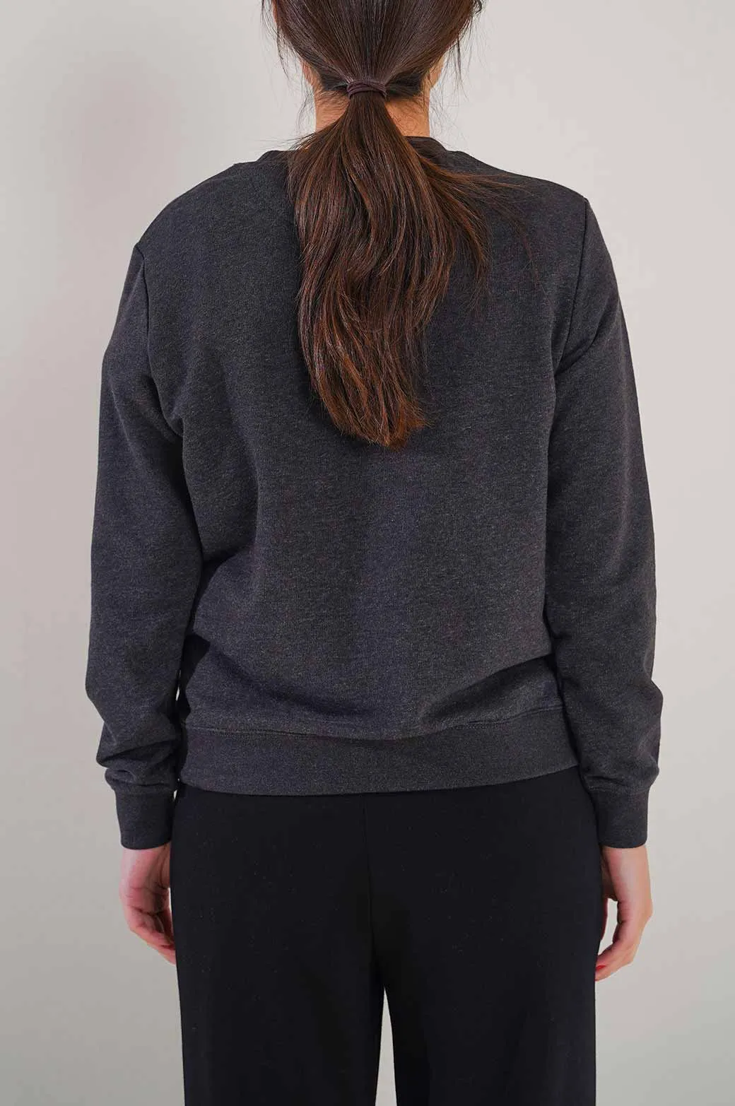 BASIC SWEATSHIRT