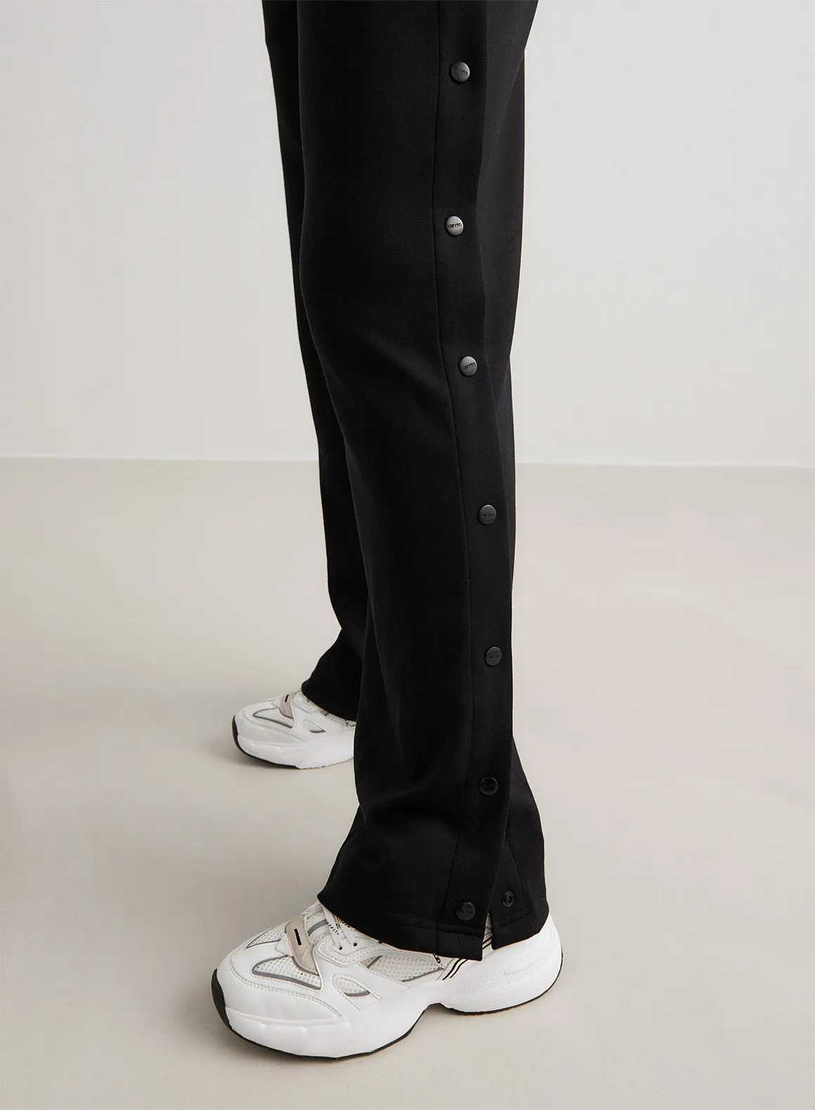 Black Comfy Buttoned Pants