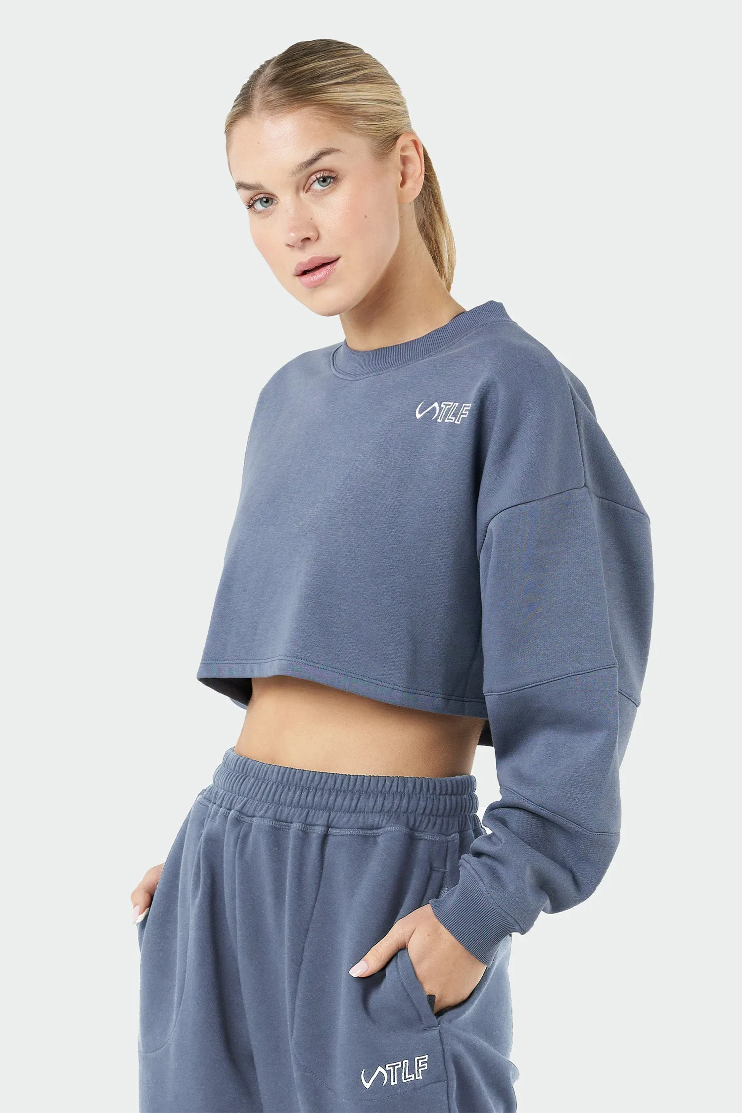 Chill Oversized Crop Sweatshirt