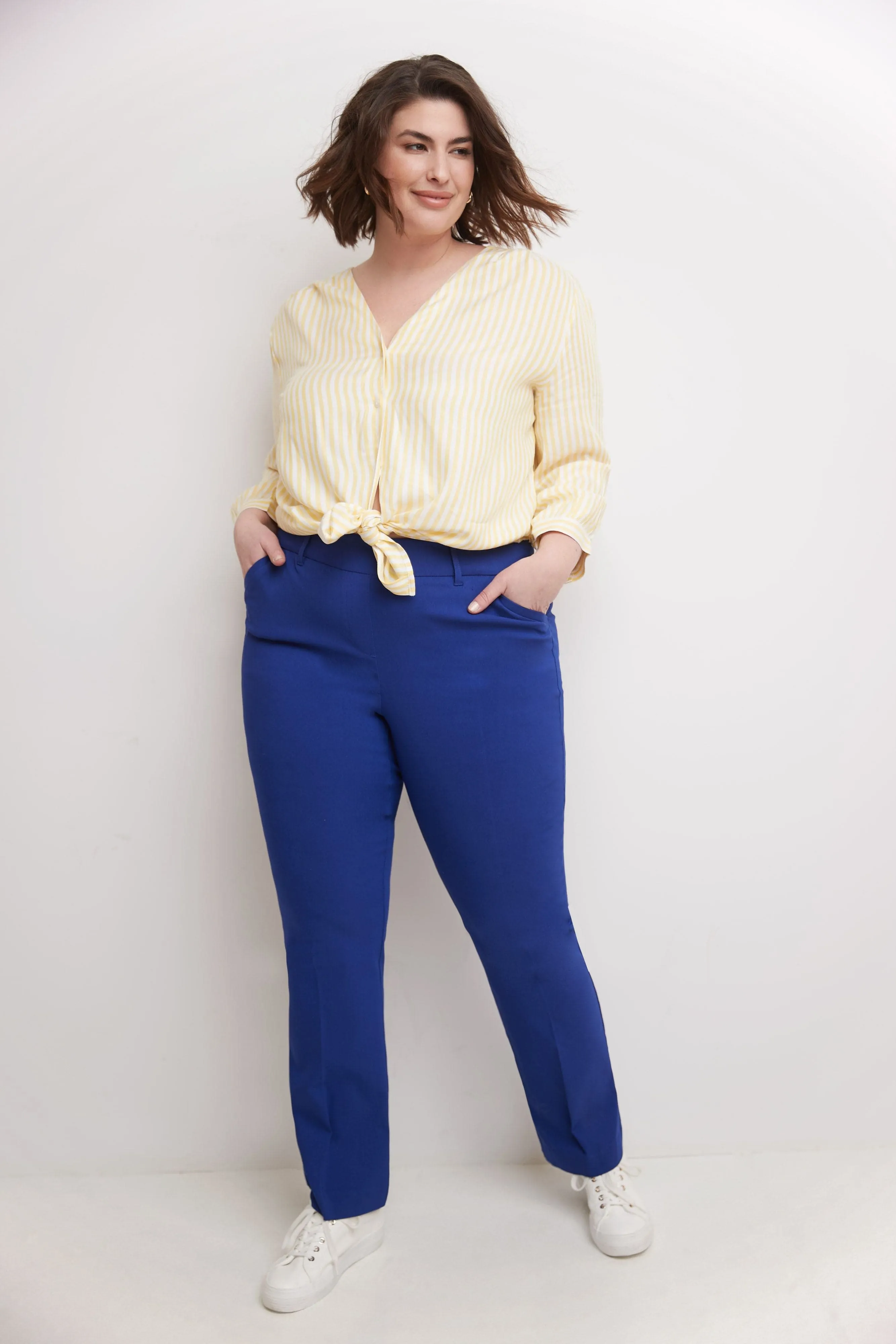 Curvy Pull-on Barely Bootcut Classic Pants