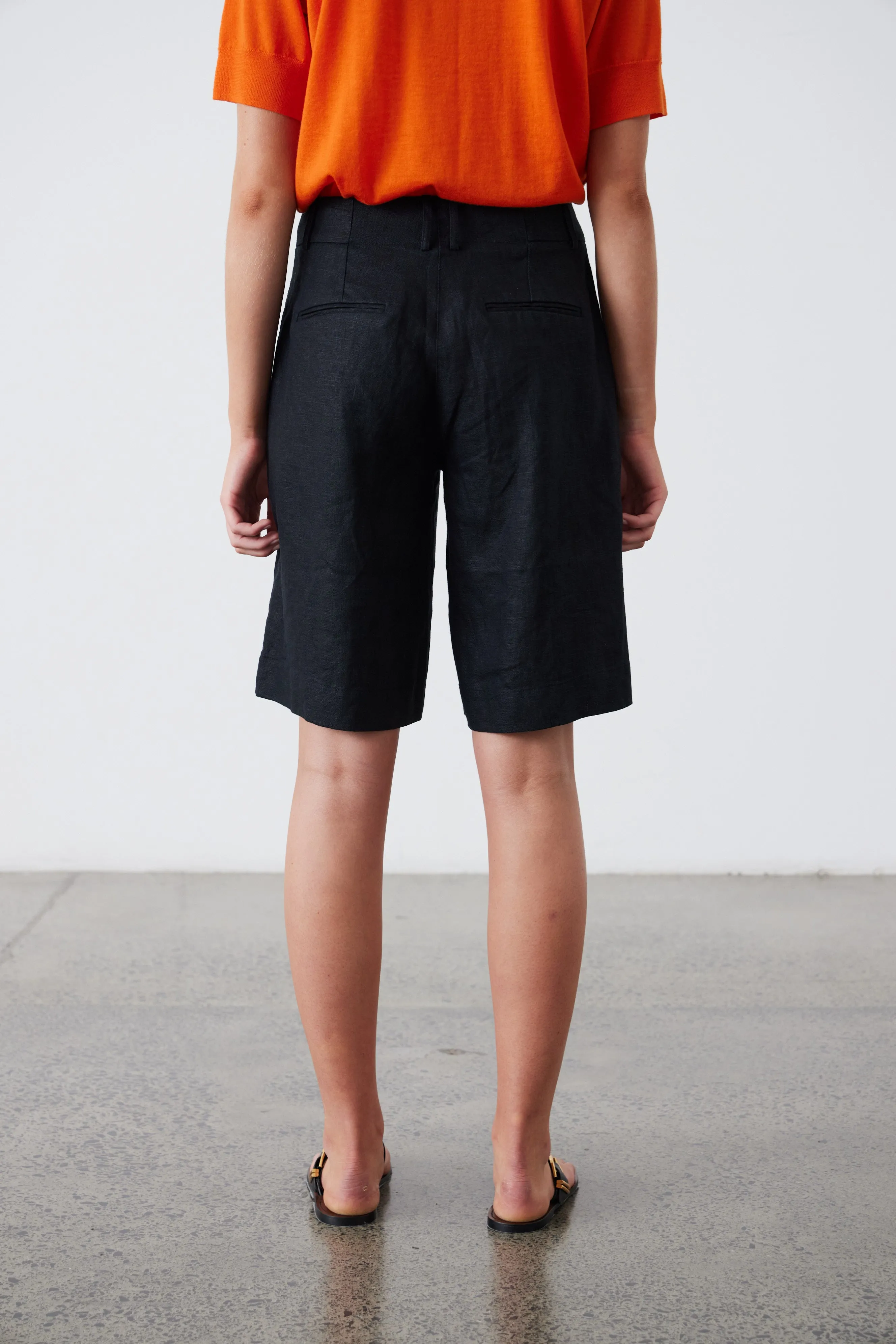 Granada Short - Black