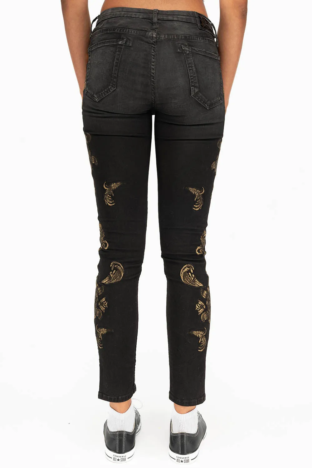 MID RISE WOMENS JEANS WITH GOLD EMBROIDERY IN LA BLACK