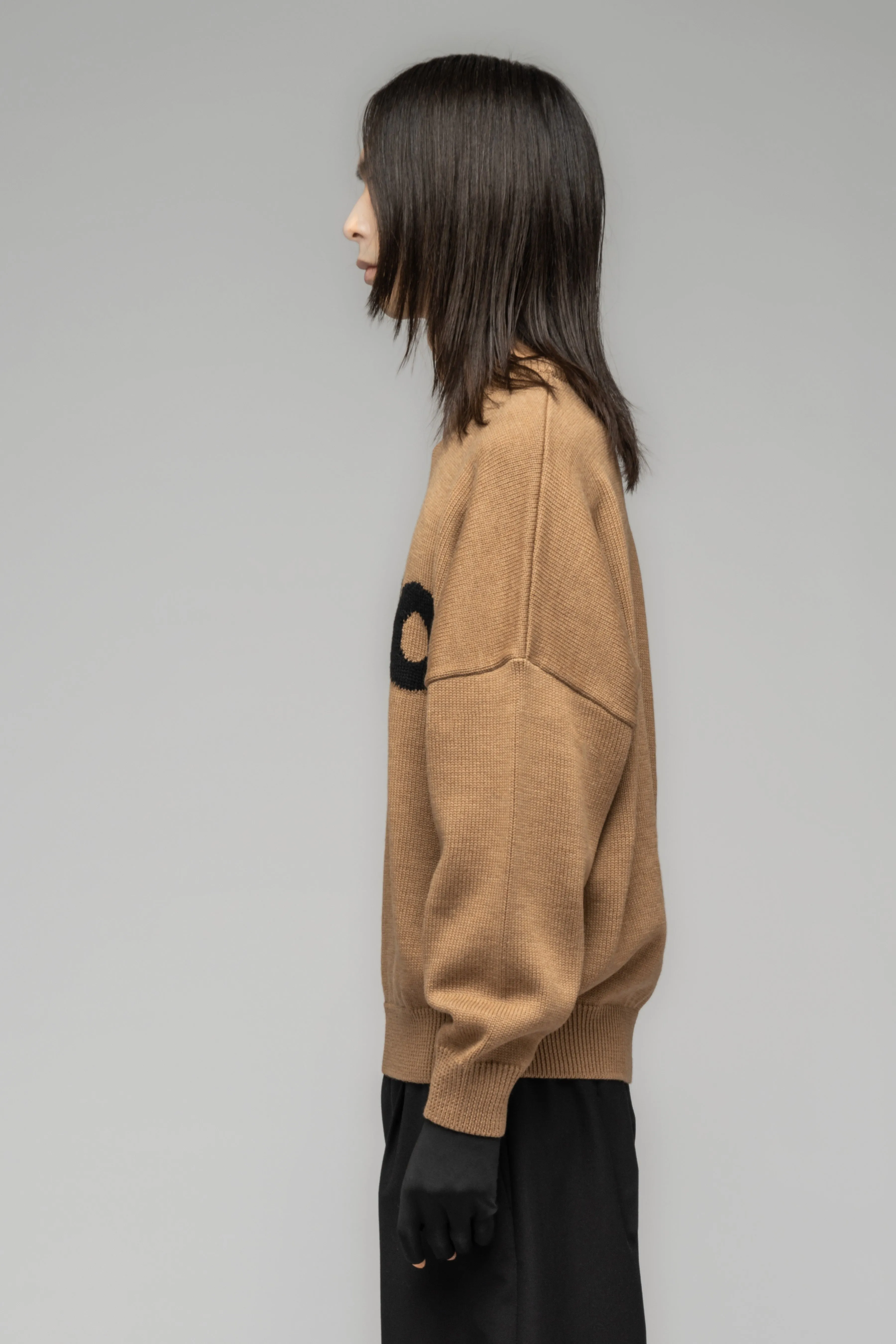 "SELFIE" SWEATER CAMEL