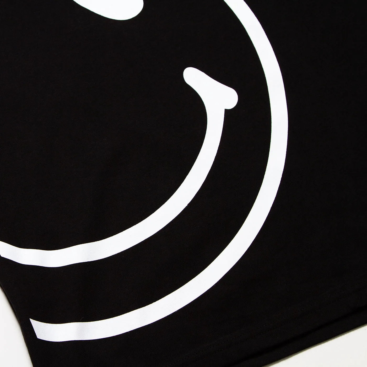 Side Smiley Back - Oversized Tshirt - Black