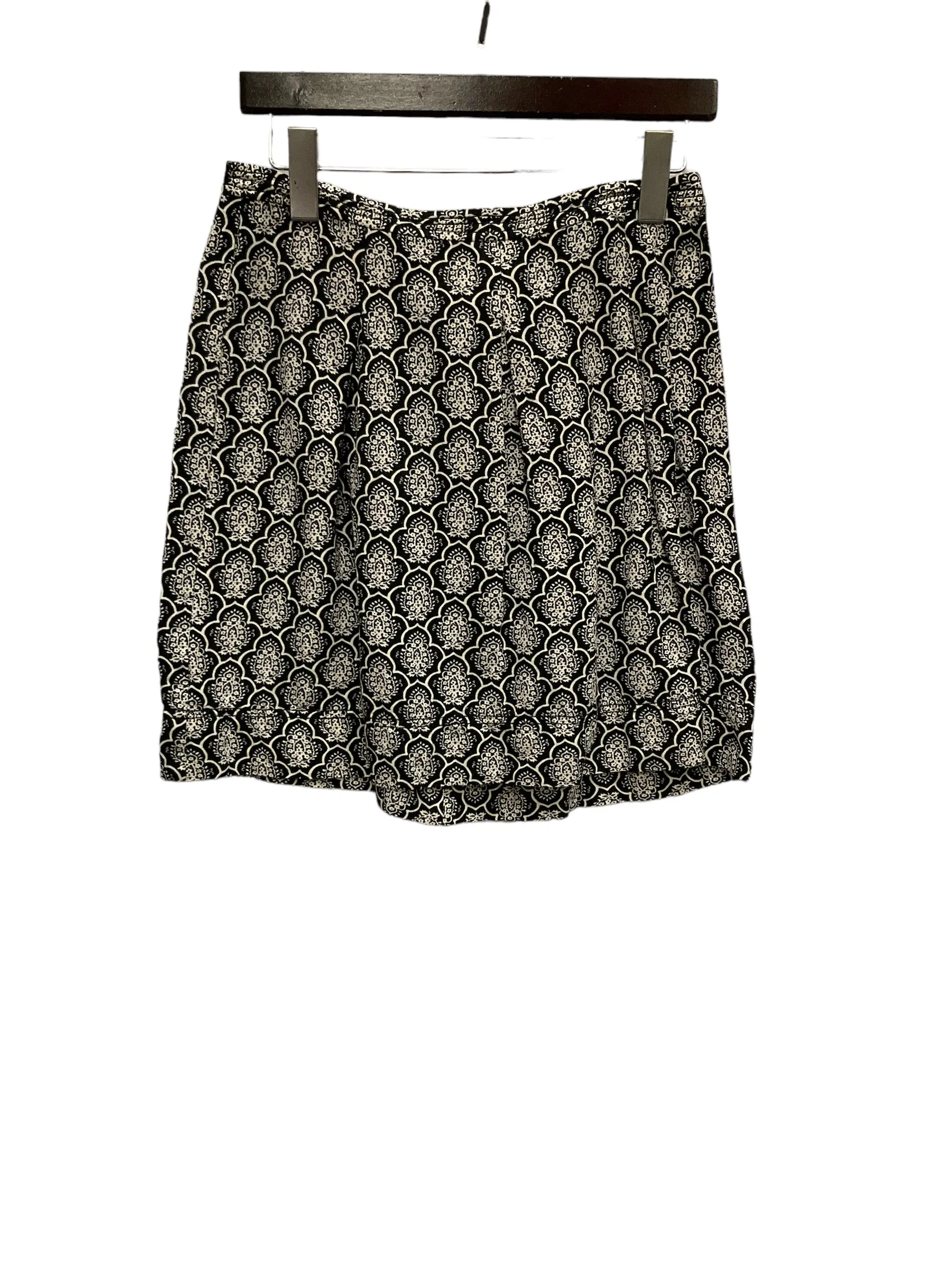 Skirt Mini & Short By Loft  Size: 6