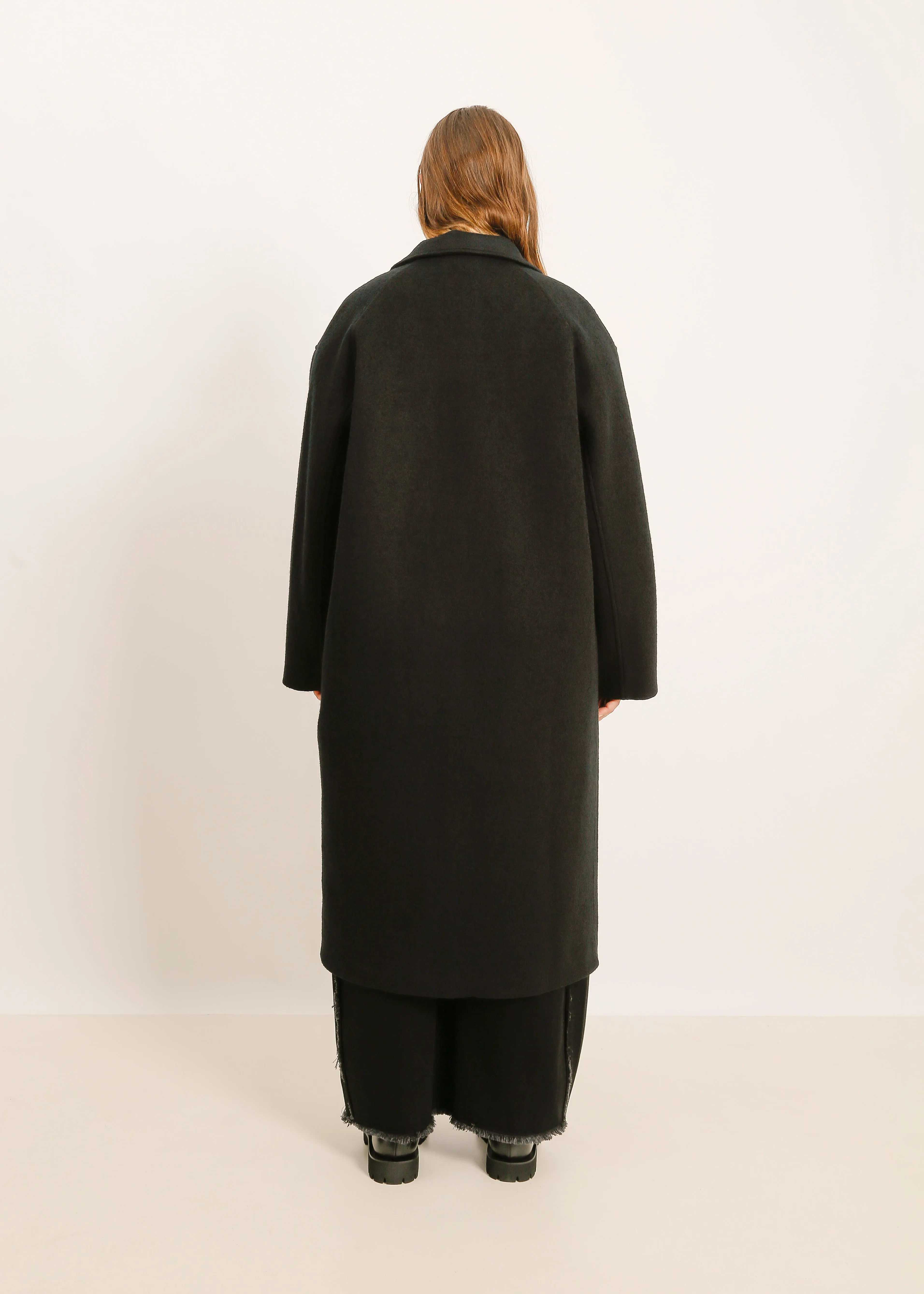 W24 | BANKS COAT / BLACK